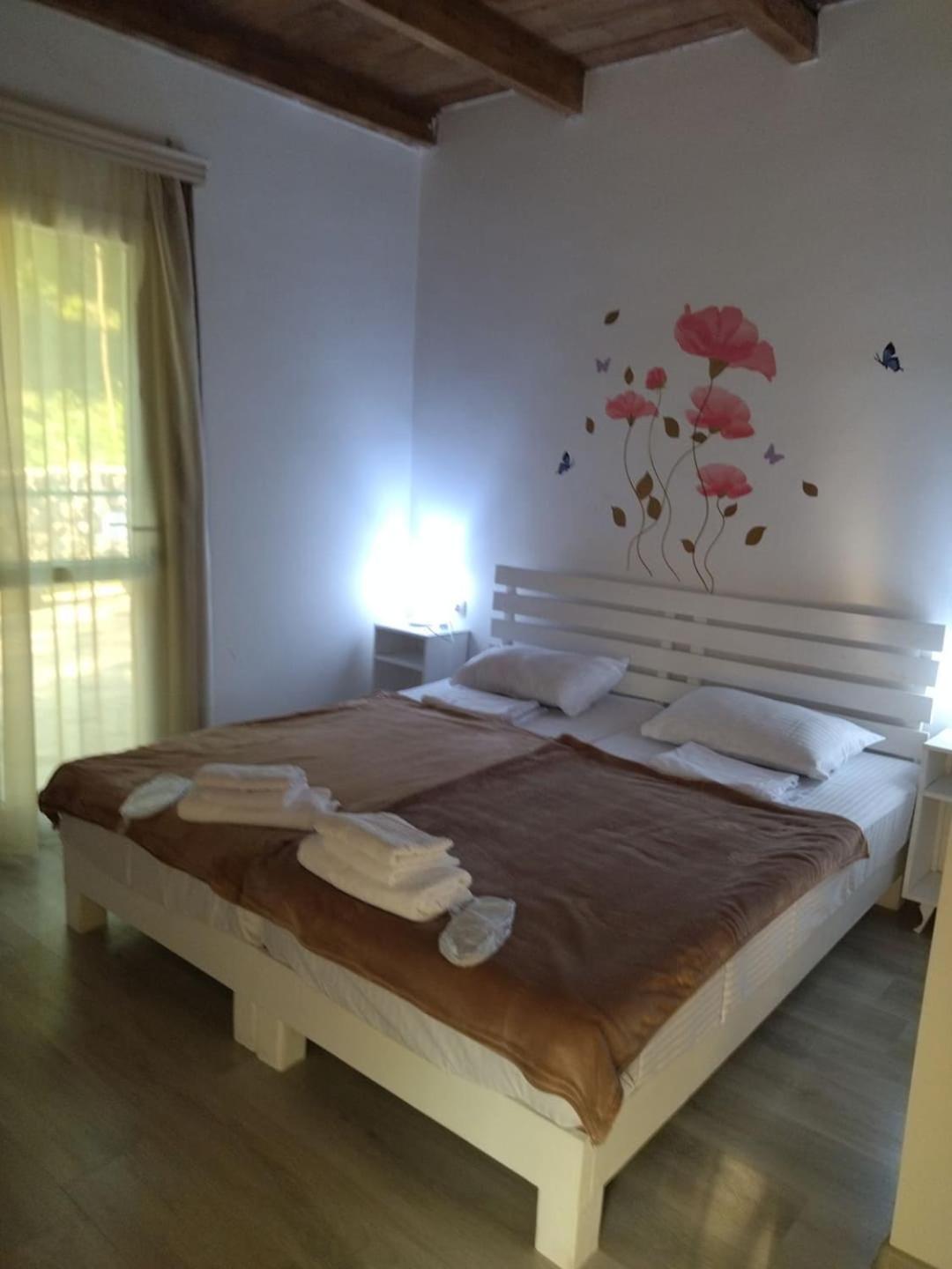 Hotel Alismereti Zekari Extérieur photo